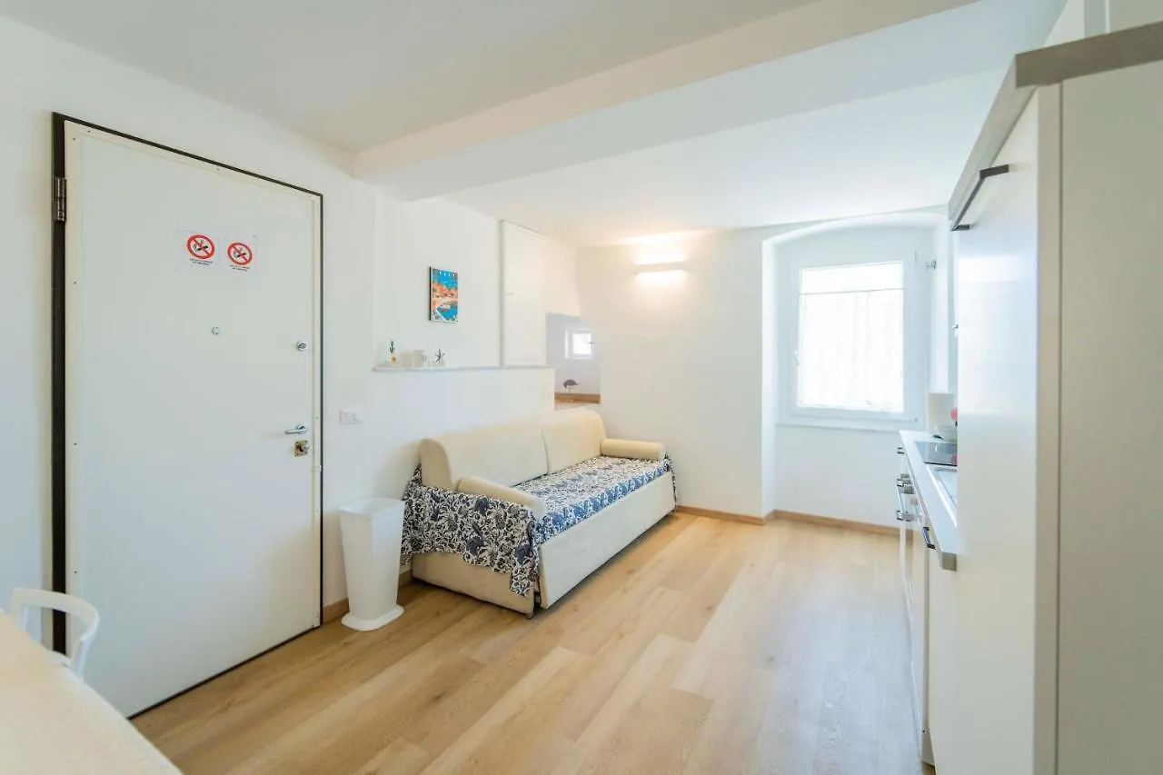 Appartamento 106 - Casa Di Alice, Fronte Vista Mare,20Metri Spiaggia Sestri Levante 0*,